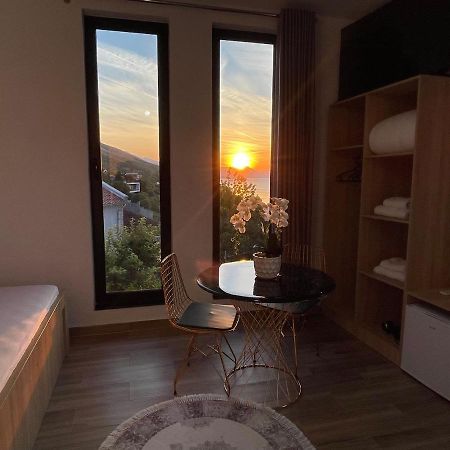 Four Generation Hotel Široka 외부 사진