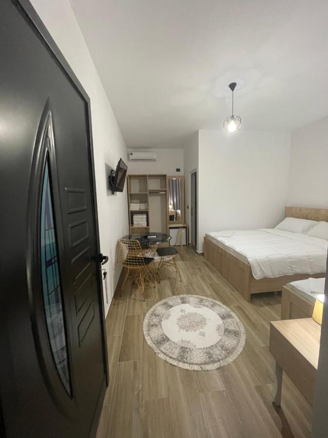 Four Generation Hotel Široka 외부 사진