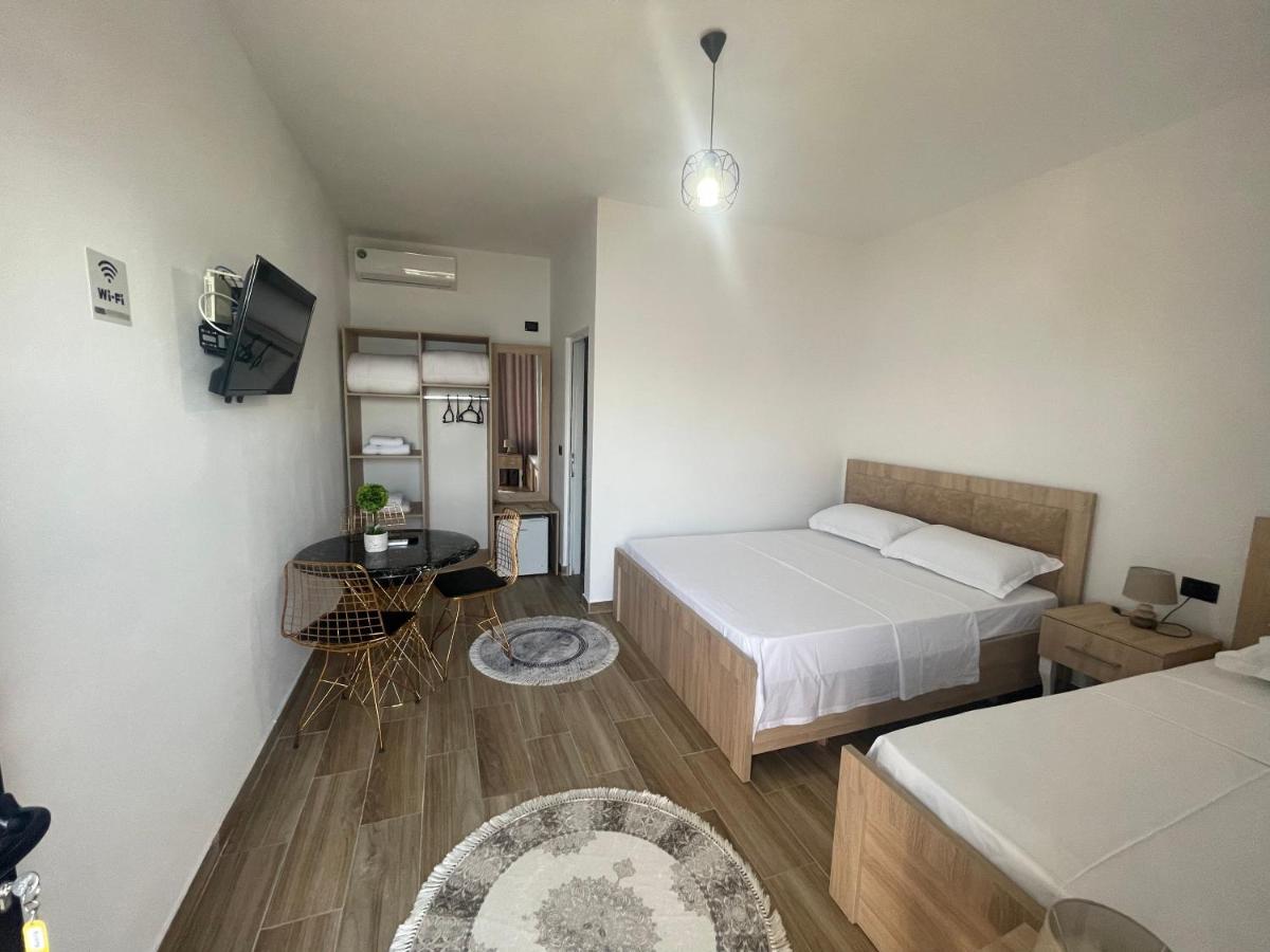 Four Generation Hotel Široka 외부 사진