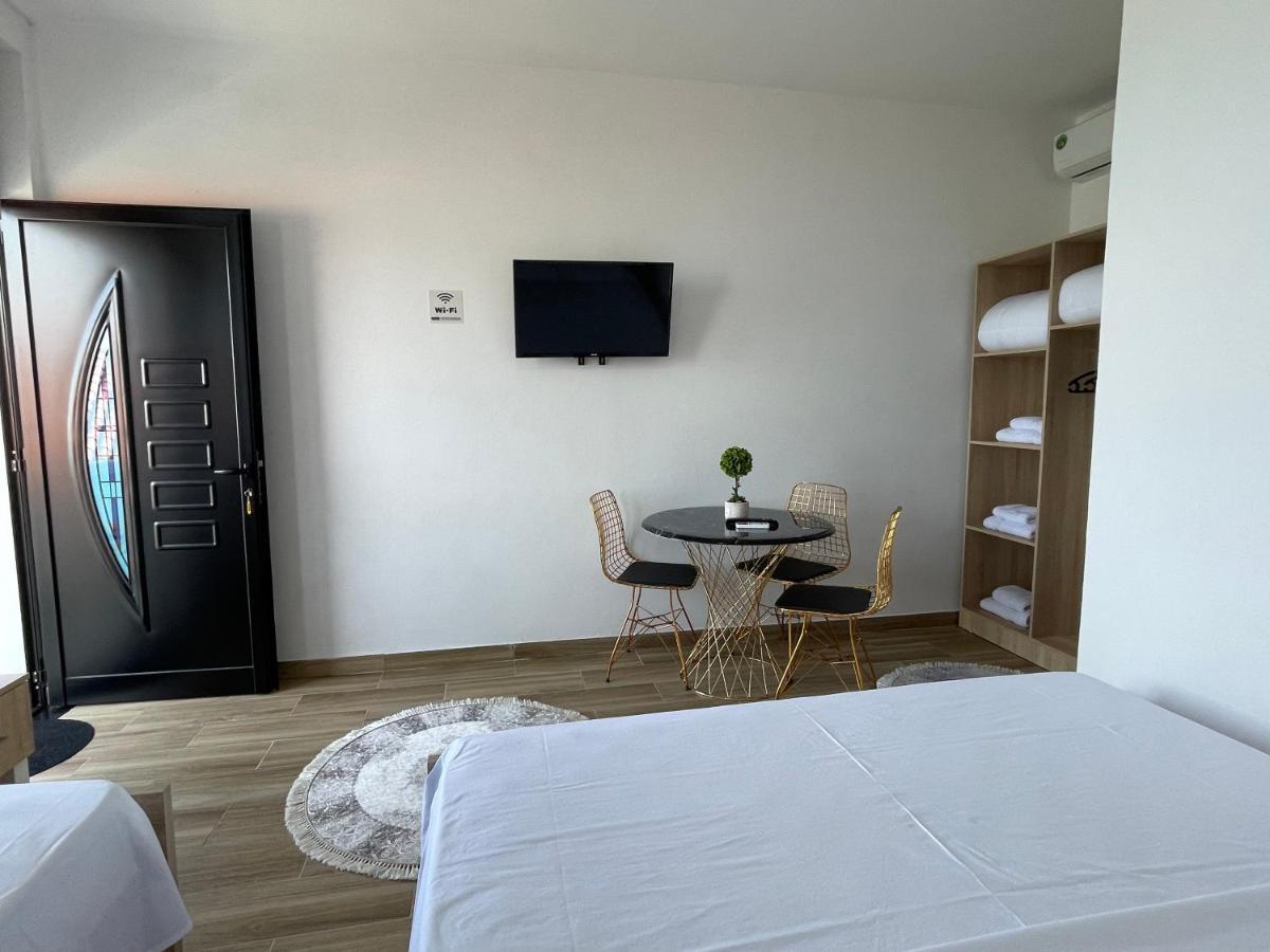Four Generation Hotel Široka 외부 사진
