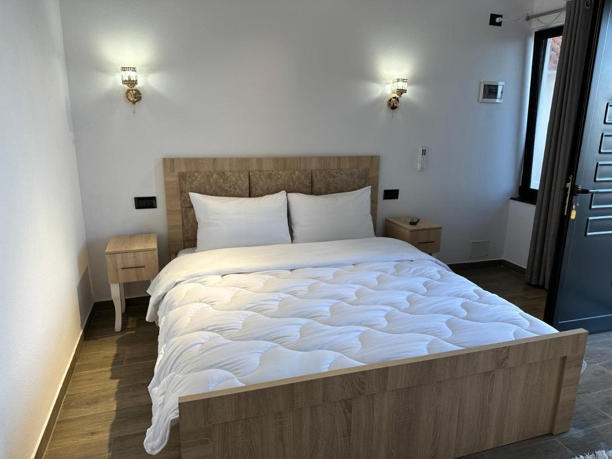 Four Generation Hotel Široka 외부 사진